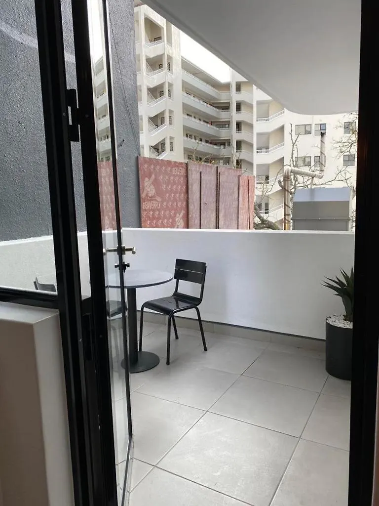 Stay Blissful At The Flamingo Cape Town 0*,