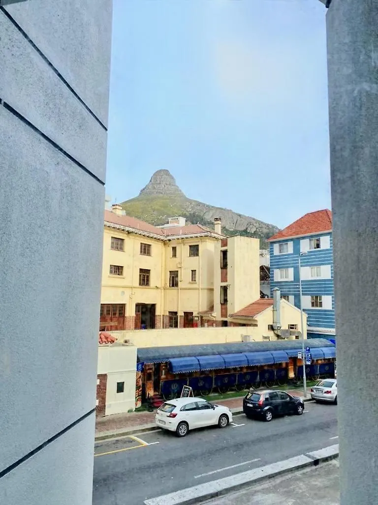 Apartment Stay Blissful At The Flamingo Cape Town