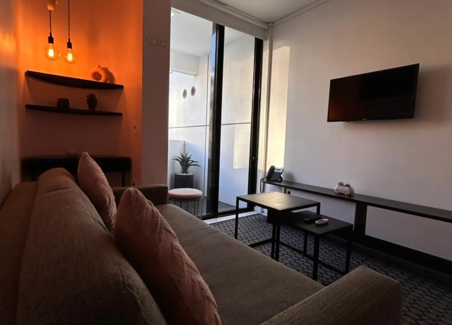Apartment Stay Blissful At The Flamingo Cape Town